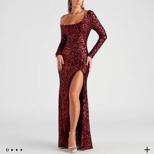 Windsor Wendy sequin long sleeve dress